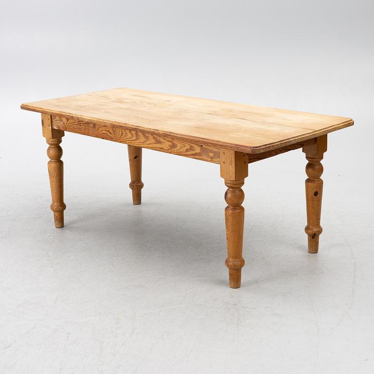 Dining table, late 19th century.