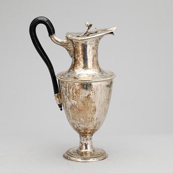KAFFEKANNA, silver, otydlig mästarstämpel, Wien 1792. Vikt ca 957 gram.