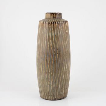 Gunnar Nylund, a stoneware 'Rubus' vase, Rörstrand, Sweden.