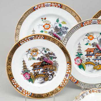 A set of 45 pieces of tableware "Japan" by Rörstrand.