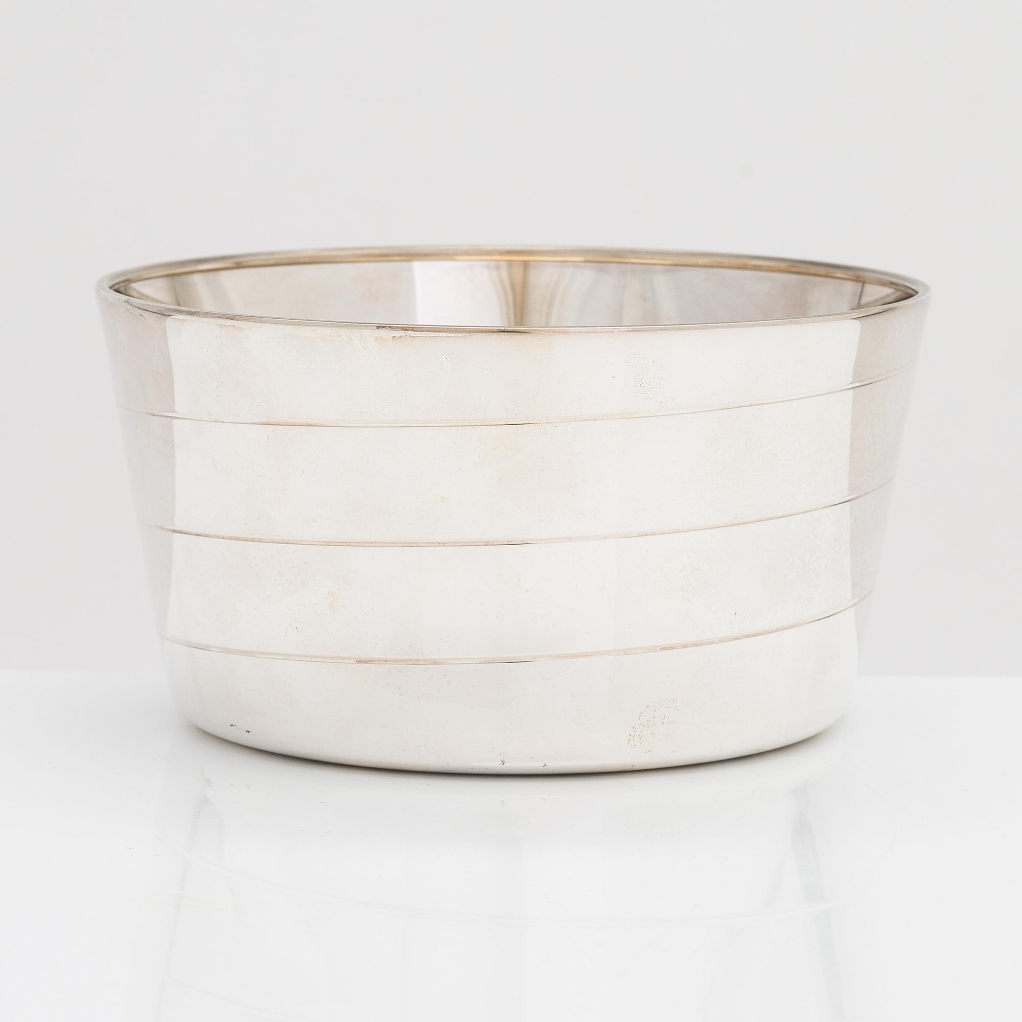 An Italian sterling silver bowl, Greggio, Padua.