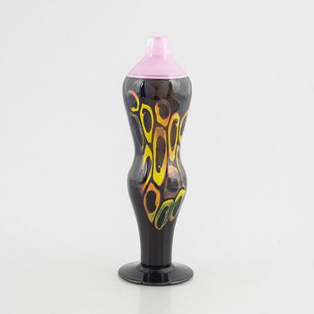 Klas-Göran Tinbäck, a unique glass vase, unique, executed in his own studio, Sturehov 1992.