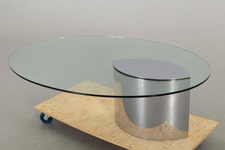 A GLASS TOP COFFEE TABLE "LUNARIO" CINI BOERI.