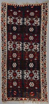 MATTA, Kelim, old/semiantik, ca 340 x 162 cm.