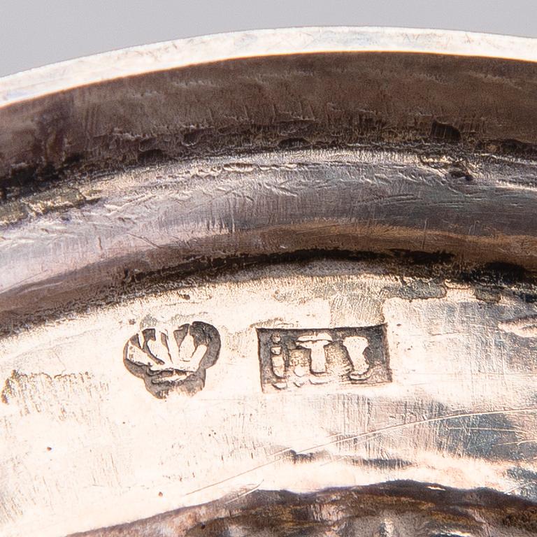 SALTKAR, ett par, silver, empire, Johan Tallberg (Lovisa 1807-1831). Vikt 192 g.