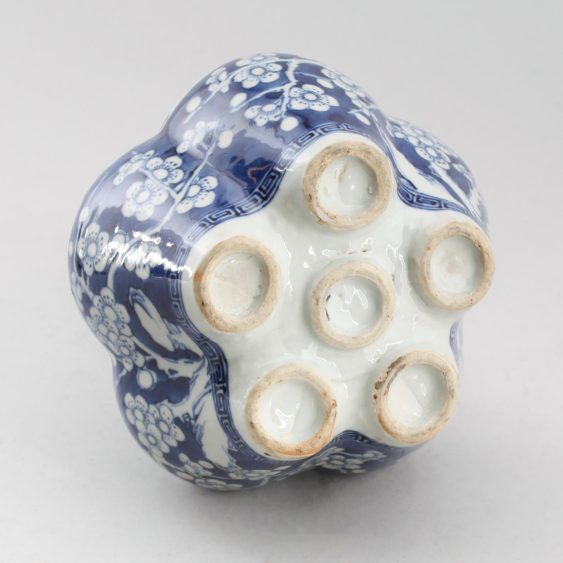 TULPANVAS, porslin, Kina, 1800-tal.