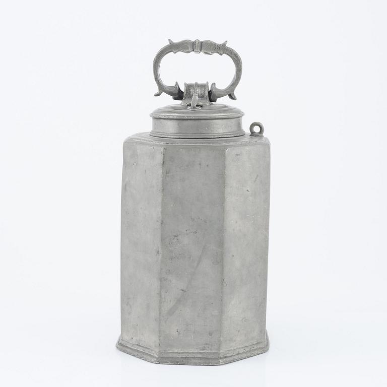A pewter flask, mark of Magnus Söderberg, (master in Stockholm 1716-1746, the widow maintained the workshop until 1767).