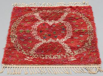 Ann-Mari Lindbom, gift Forsberg, A CARPET, "Ann-Maris röda", knotted pile, ca 111 x 92 cm, signed AB MMF AMF.