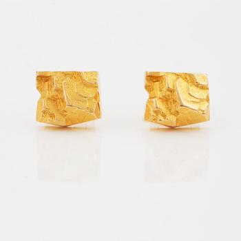 A pair of Björn Weckström 18K gold cufflinks.