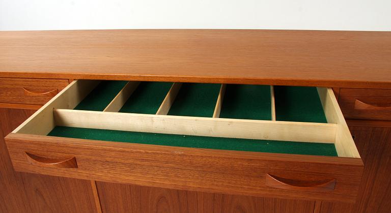 SIDEBOARD, 1950-tal.
