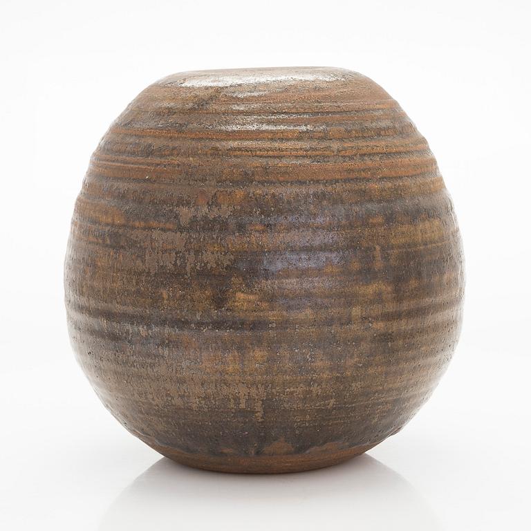 Maljakko, kivitavaraa,  Arabia, epäselvä signeeraus.