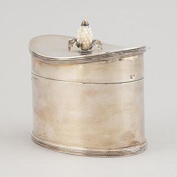 Dosa med lock, silver, märkt Titulo, Portugal 1900-tal.