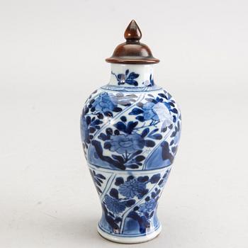 A set of three Chinese Kangxi/Kangxi-style and Qianlong cups, a saucers and a vase 18th/19th century porcelain.