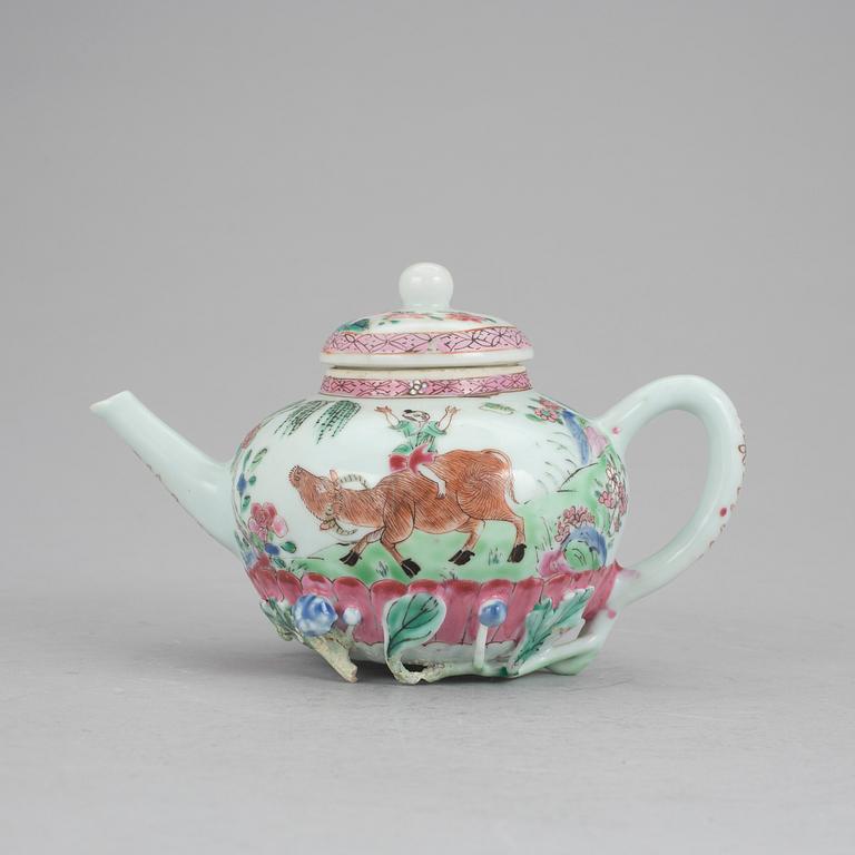 TEKANNA, porslin, Kina, 1700-tal.