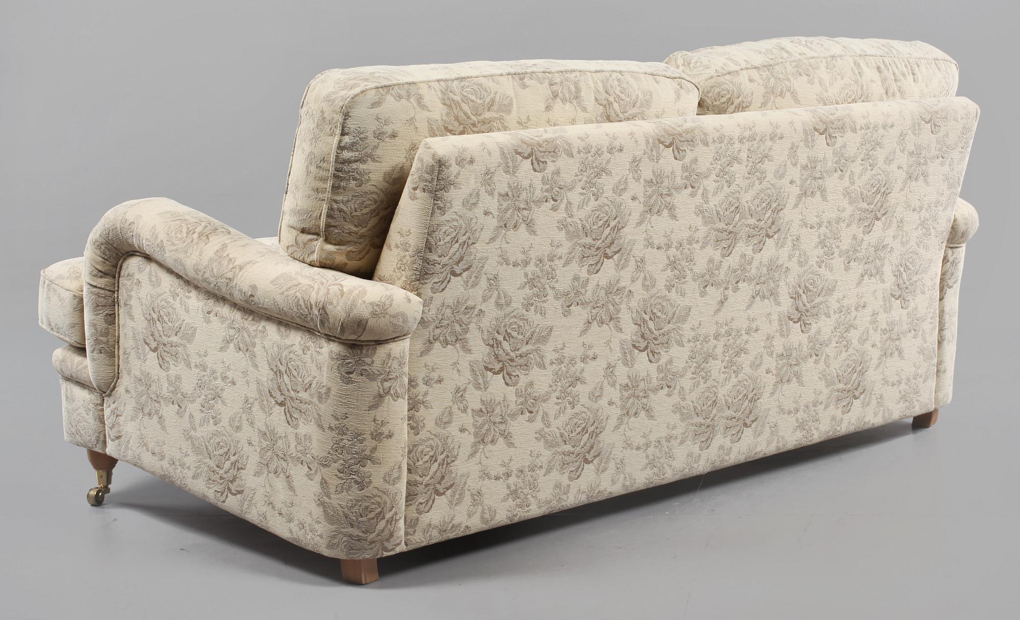 SOFFA, Howard-typ, omkring sekelskiftet 1900/2000.