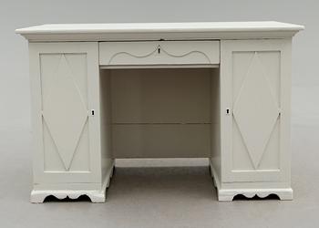 SKRIVBORD, Karl Johan, 1800-talets mitt.