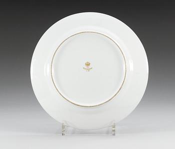 A rare Russian dinner plate, Kuznetsov, second half of 19th Century.