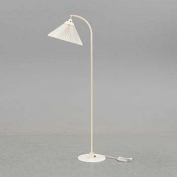 A Kaare Klint floor lamp, Le Klint.