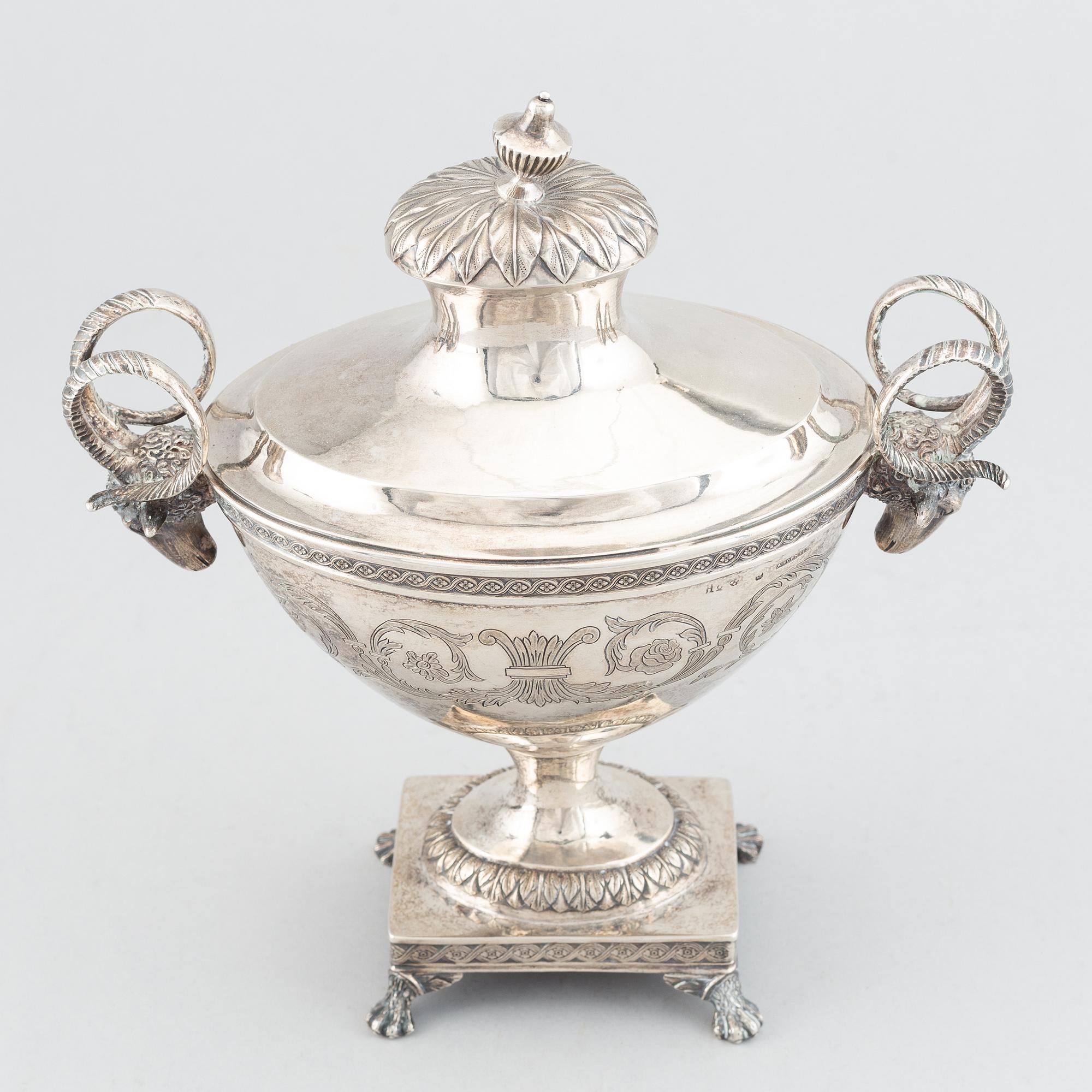 A Swedish Gustavian silver sugar-bowl and cover, mark of Anders Fornholm, Stockholm 1790.
