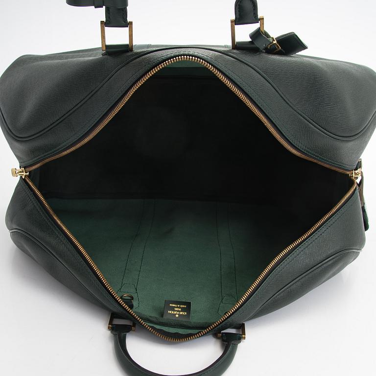 Louis Vuitton, A 'Taiga Kendall GM' Bag.