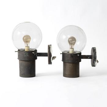 Anders Pehrson, Wall lights/façade lighting, a pair, “King”, Ateljé Lyktan, 1973.