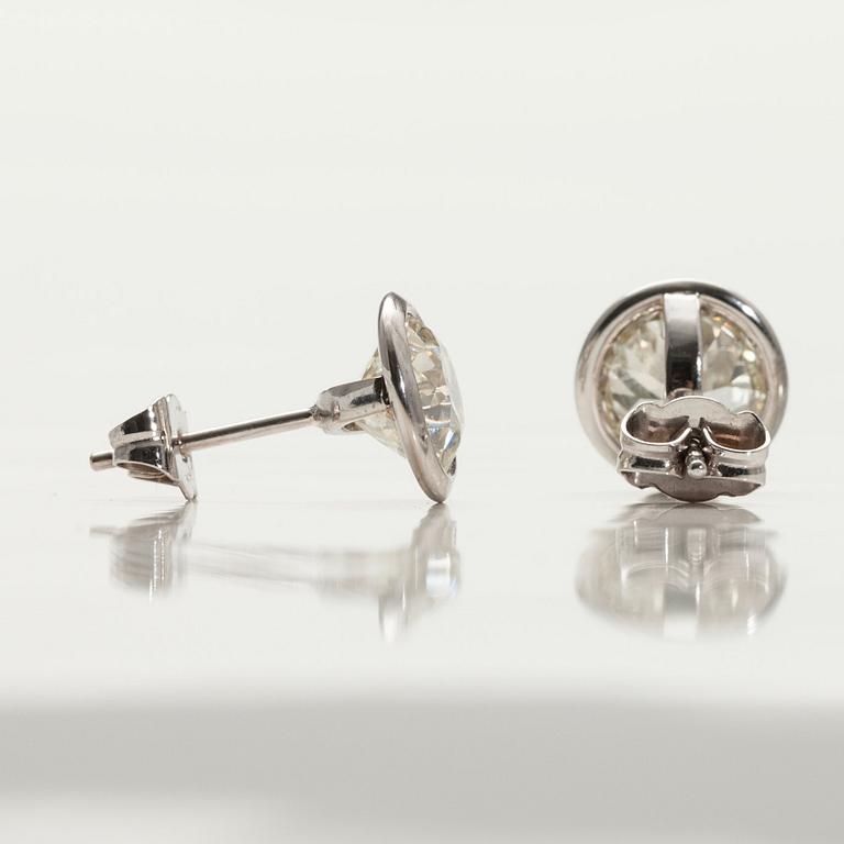 ÖRHÄNGEN, 18K vitguld. Antikslipade diamanter ca 3.97 ct. skiftande/vs.