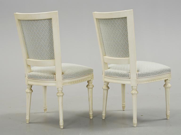 STOLAR, 10 st. Gustaviansk stil, 1900-talets andra hälft.