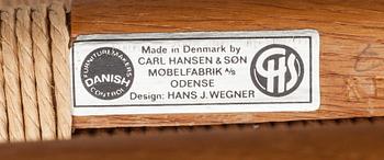 STOLAR, 2 st, Y-stolen, Hans J Wegner, Carl Hansen o Son, etikettmärkta.
