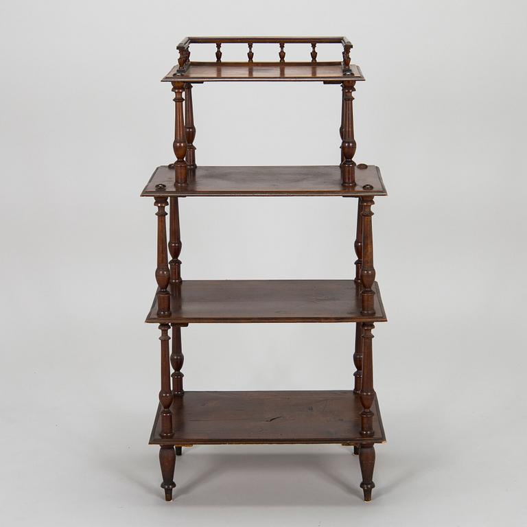A late 19th-century Étagère.