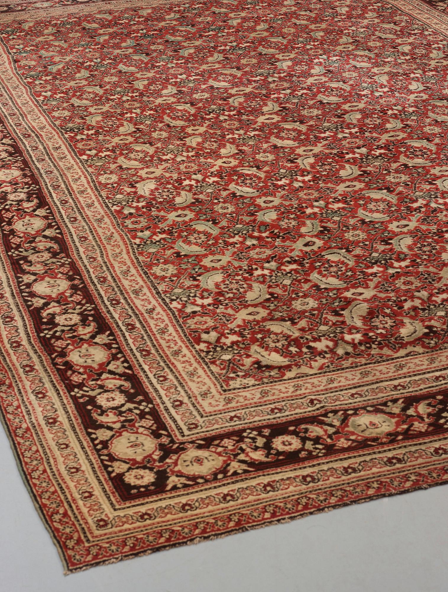 ANTIK AGRA. 525,5 x 350 cm.