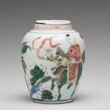 A small wucai Transitional jar, 17th Century.