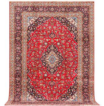 A Keshan carpet, c. 360 x 247 cm.