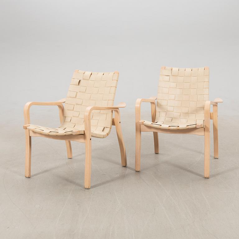 Yngve Ekström, a pair of "Primo" armchairs, Swedese Vaggeryd.