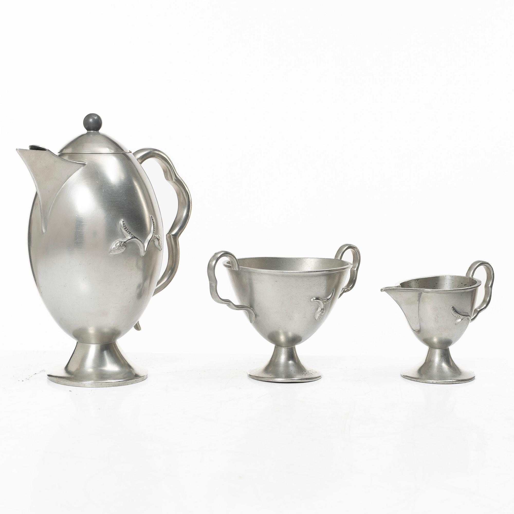 Firma Svenskt Tenn, A pewter coffee service, Stockholm 1927-1931 (3 pieces).