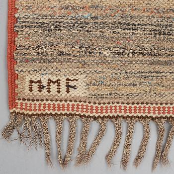 Märta Måås-Fjetterström, MATTA, "T.matta", trasmatta, rölakan, ca 204,5 x 111-113 cm, signerad MMF.