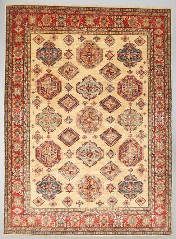 MATTA, Uzbek, ca 290 x 214 cm.