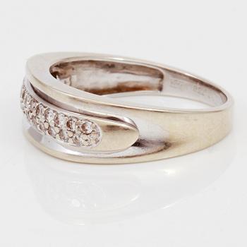 RING, diamanter, svenska stämplar.