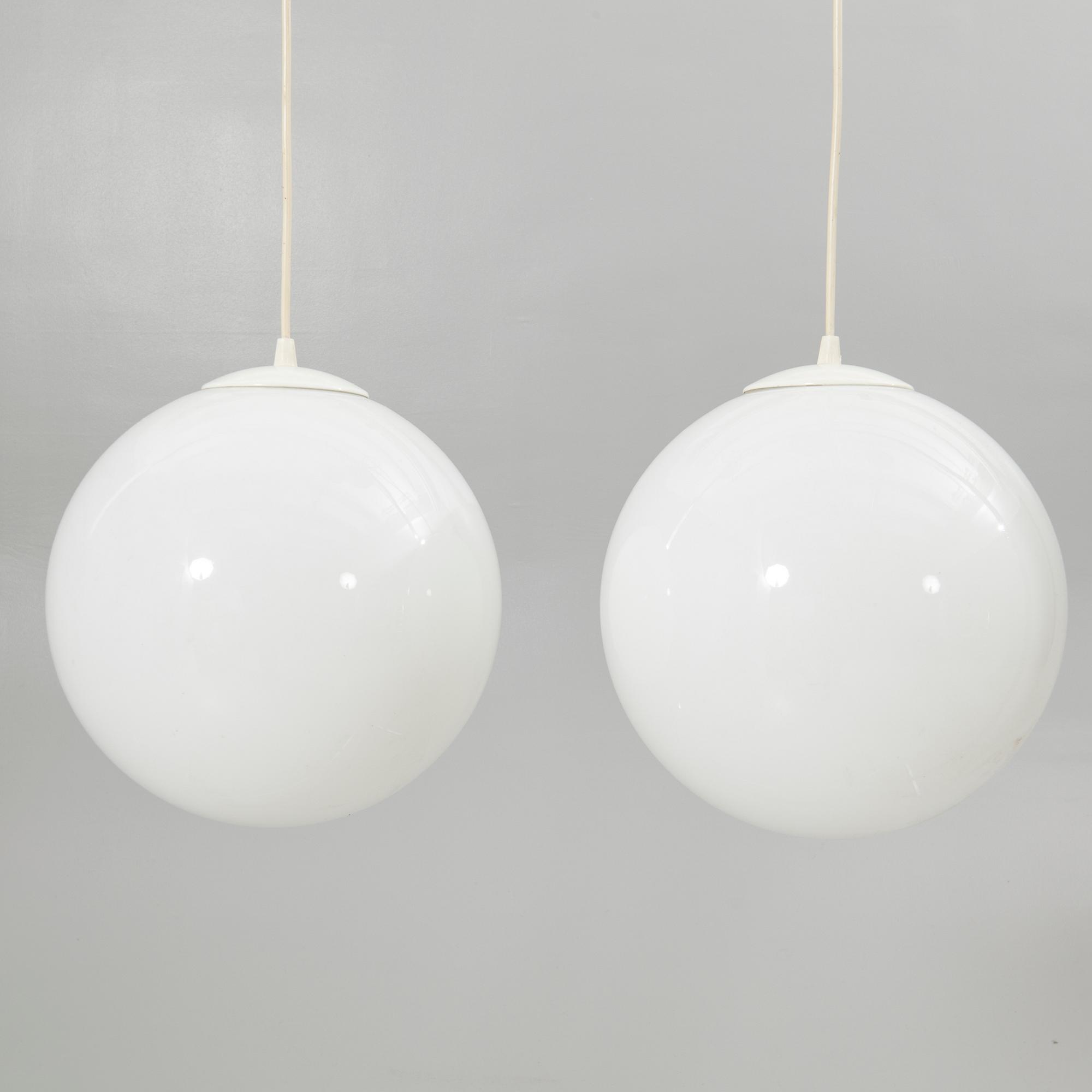 Pendant lamps, a pair, 20th century.