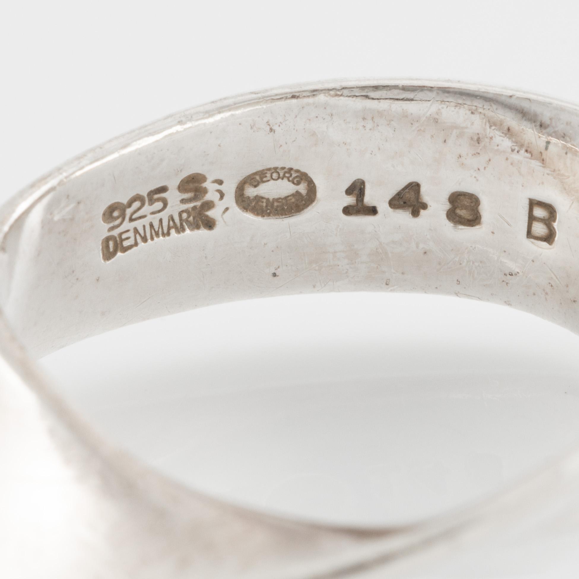Vivianna Torun Bülow-Hübe, ring "Möbius", sterling silver, for Georg Jensen.