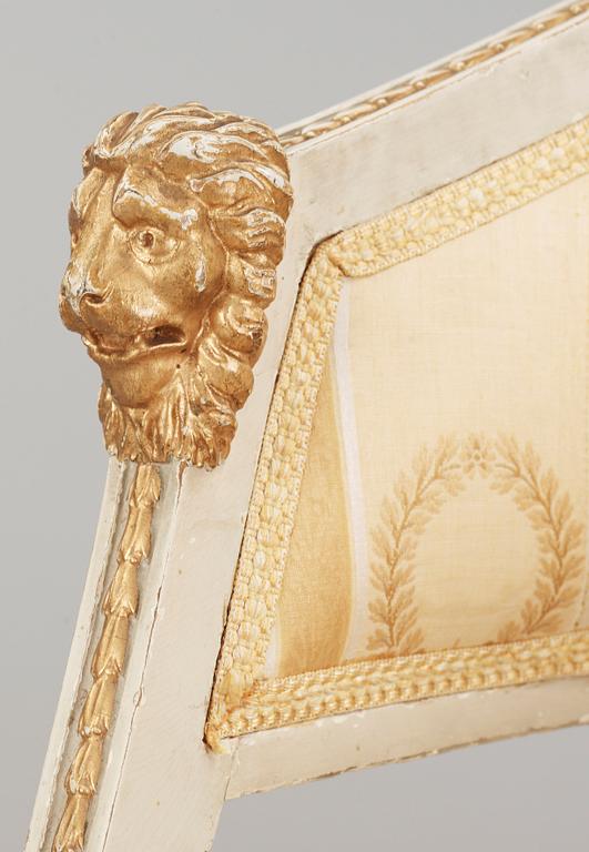 BALJFÅTÖLJER, ett par. Sengustaviansk stil, 1800-tal.