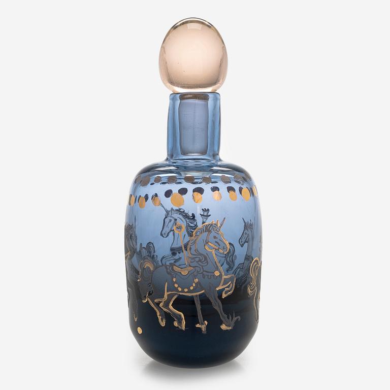 Sini Majuri, skulptur, glas, "Remember to live remember Bacchus". Signerad Sini Majuri 2024.