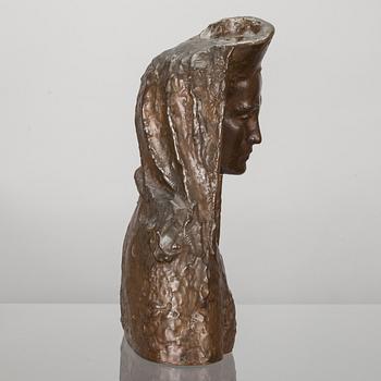 LAURI LEPPÄNEN, brons, signerad och daterad 1943.