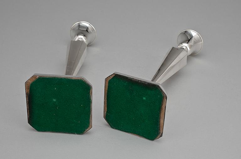 LJUSSTAKAR, ett par, silver, Nederländerna 1927.