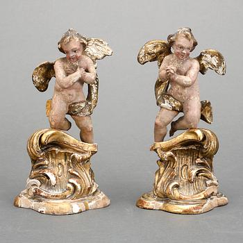 SKULPTUR, ett par, trä, barock, omkring sekelskiftet 1700.