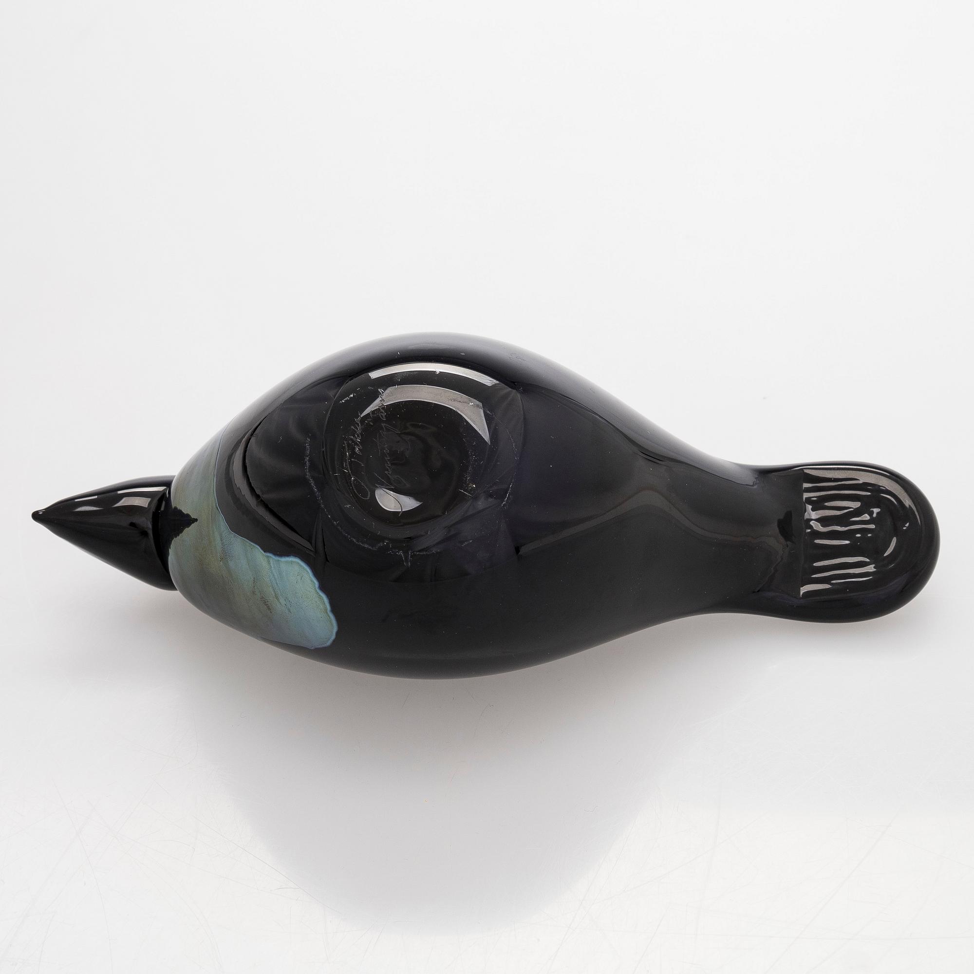 Oiva Toikka, a glass bird, 'Crow', signed Oiva Toikka Nuutajärvi Notsjö.