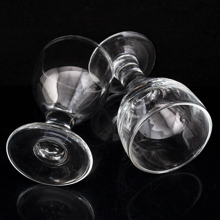 SIGNE PERSSON-MELIN, vinglas, 14 st, samt snapsglas, 11 st, "Ruben", Boda glasbruk 1960-70-tal.