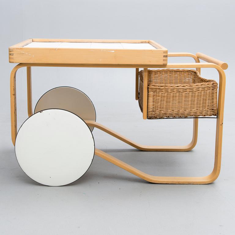 ALVAR AALTO, serveringsvagn, modell 900, Artek 1960-tal.