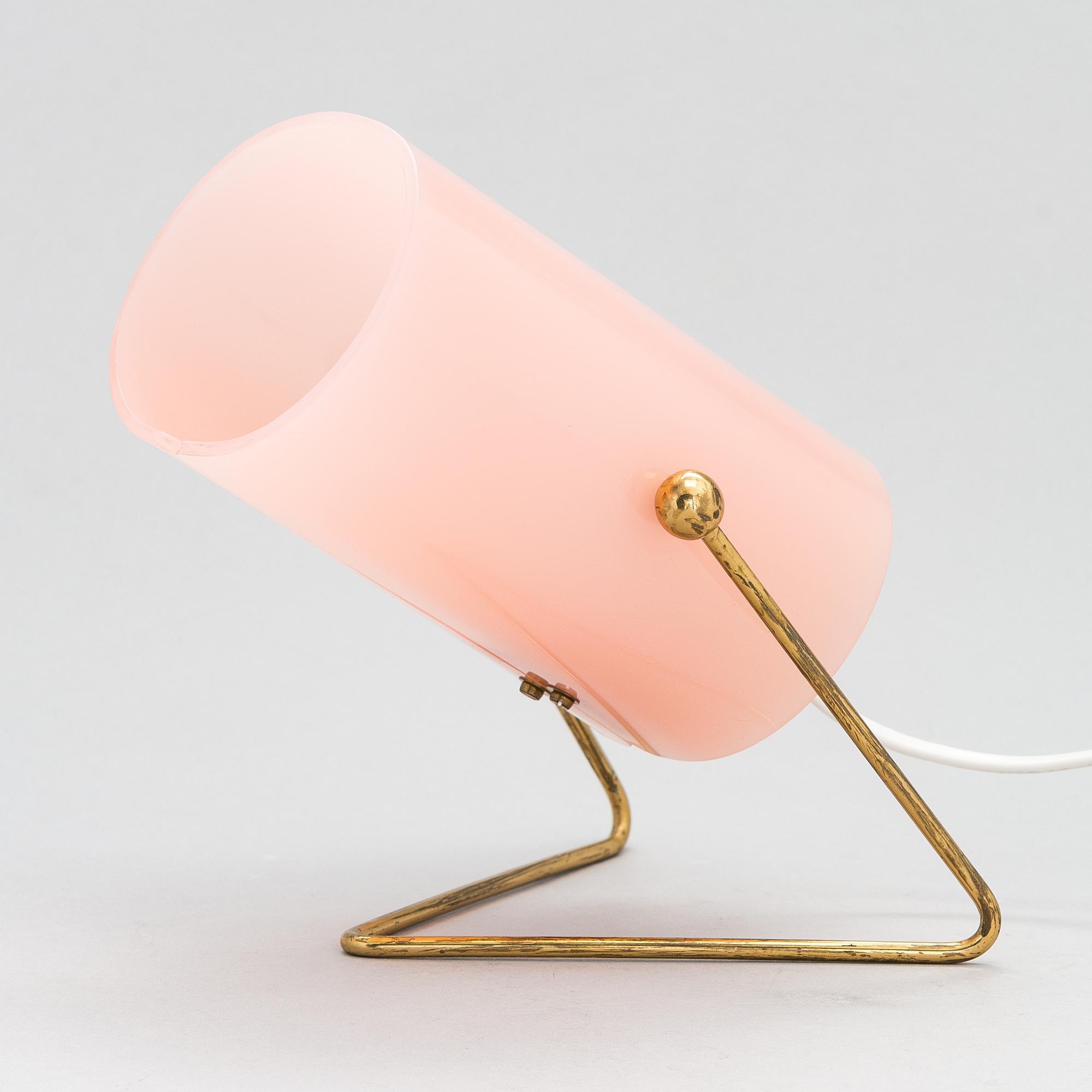 Pöytävalaisin/ seinävalaisin, Korumo,