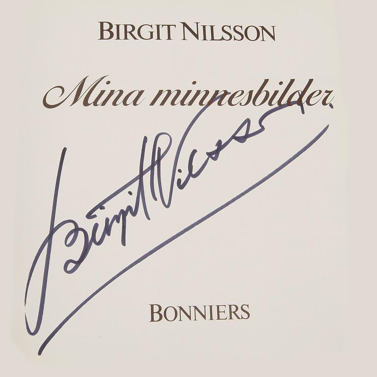 AUTOGRAFER SÅNGARE SAMT BOK, 3 st, främst Birgit Nilsson.