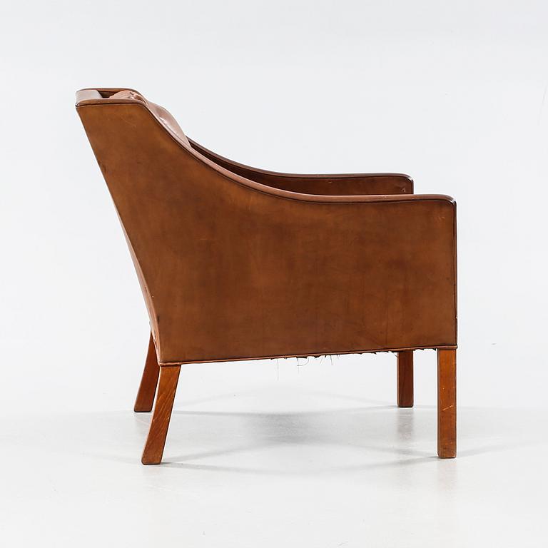BØRGE MOGENSEN, fåtölj, modell 2207-22, 1900-talets fjärde kvartal.